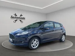 Blau Gebraucht 2015 Ford Fiesta Kleinwagen | 9.700 € (Etwas zu teuer)