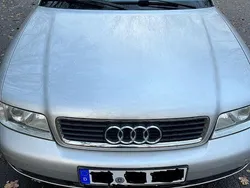 Silber Gebraucht 2000 Audi A4 Limousine | 1.300 € (Guter Preis)
