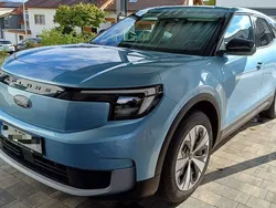 Blau Gebraucht 2025 Ford Explorer Standard Range SUV | 35.990 €