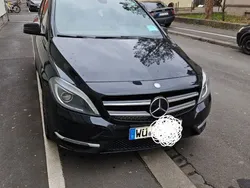 Schwarz Gebraucht 2013 Mercedes B250 Van / Kleinbus | 10.500 € (Guter Preis)