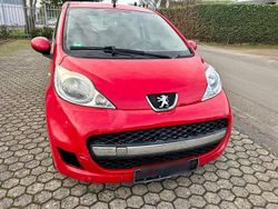 Rot Gebraucht 2009 Peugeot 107 Kleinwagen | 1.150 €