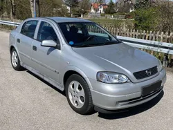 Silber Gebraucht 2000 Opel Astra Edition Limousine | 2.150 € (Fairer Preis)