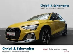 Pythongelb metallic Gebraucht 2024 Audi A3 Sport Limousine | 38.407 €