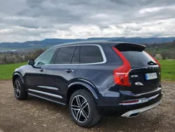 Blau Gebraucht 2019 Volvo XC90 SUV | 36.900 € (Fairer Preis)