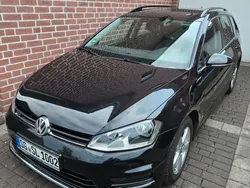 Schwarz Gebraucht 2017 VW Golf VII R-line Kombi | 11.700 € (Fairer Preis)