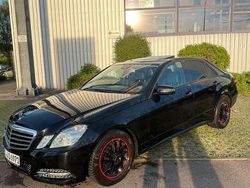 Schwarz Gebraucht 2012 Mercedes E300 Limousine | 8.000 €