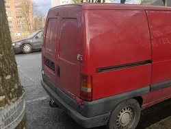 Rot Gebraucht 2005 Citroën Jumpy Van / Kleinbus | 999 €