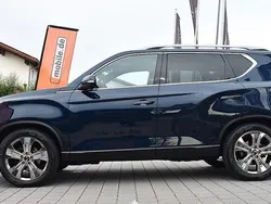 Blau Gebraucht 2022 Ssangyong Rexton Sapphire SUV | 36.900 € (Fairer Preis)