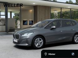 Grau Gebraucht 2024 BMW 216 Shadowline Van / Kleinbus | 26.410 € (Fairer Preis)