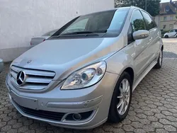 Silber Gebraucht 2007 Mercedes B200 Van / Kleinbus | 4.900 €