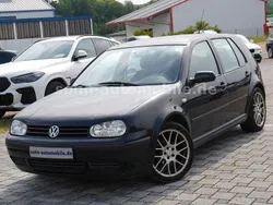 Schwarz Gebraucht 2002 VW Golf IV Limousine | 800 € (Superpreis)