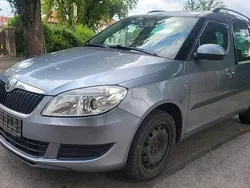 Blau Gebraucht 2012 Skoda Roomster Ambition Kombi | 1.800 € (Guter Preis)