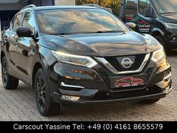 Schwarz Gebraucht 2017 Nissan Qashqai Tekna SUV | 13.990 € (Fairer Preis)
