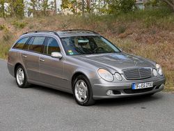 Gebraucht 2005 Mercedes 220 Limousine | 2.400 €