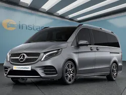 Grau Gebraucht 2021 Mercedes V300 Van / Kleinbus | 55.549 € (Fairer Preis)