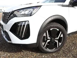 Okenite weiß metallic Neu 2025 Peugeot 2008 Allure SUV | 26.780 € (Guter Preis)