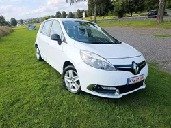 Weiß Gebraucht 2015 Renault Scénic III LIMITED Van / Kleinbus | 4.999 € (Fairer Preis)