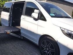 Weiß Gebraucht 2017 Mercedes V250 Edition Van / Kleinbus | 49.000 €