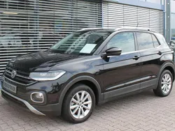 Deep black perleffekt Gebraucht 2019 VW T-Cross Style SUV | 19.990 € (Fairer Preis)