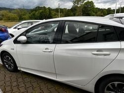 Gebraucht 2018 Toyota Prius Plug-in Hybrid Executive Kleinwagen | 18.900 € (Guter Preis)