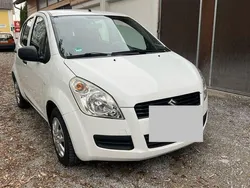 Weiß Gebraucht 2009 Suzuki Splash Kleinwagen | 1.900 € (Fairer Preis)
