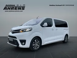 Ice white Gebraucht 2023 Toyota Proace Verso Comfort Kombi | 36.900 € (Fairer Preis)