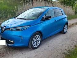 Blau Gebraucht 2018 Renault Zoe LIMITED Kleinwagen | 7.499 € (Fairer Preis)