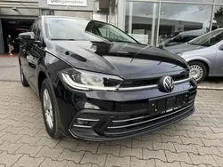 Deep black perleffekt Gebraucht 2024 VW Polo Style Limousine | 27.850 € (Teuer)