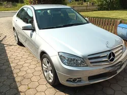Silber Gebraucht 2011 Mercedes 220 Avantgarde Limousine | 13.450 €