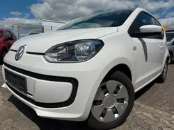 Weiß Gebraucht 2015 VW up! CLUB Kleinwagen | 2.990 € (Guter Preis)