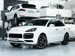 Weiß Gebraucht 2019 Porsche Cayenne SUV | 56.890 € (Superpreis)