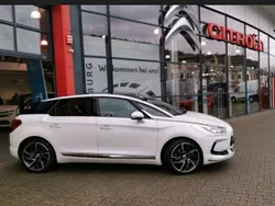Weiß Gebraucht 2015 Citroën DS5 Sport Chic Kleinwagen | 16.000 € (Teuer)