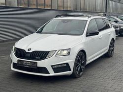 Weiß Gebraucht 2020 Skoda Octavia RS Kombi | 16.990 € (Fairer Preis)