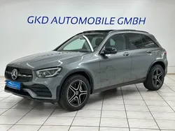 Grau Gebraucht 2020 Mercedes GLC300 AMG line SUV | 39.990 € (Fairer Preis)