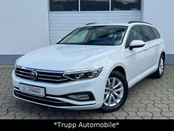 Weiß Gebraucht 2021 VW Passat R Kombi | 21.950 € (Fairer Preis)
