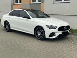 Weiß Gebraucht 2021 Mercedes E220 AMG line Limousine | 37.000 € (Superpreis)