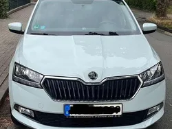 Weiß Gebraucht 2018 Skoda Fabia Cool Plus Kombi | 8.590 € (Guter Preis)
