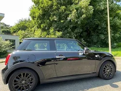 Schwarz Gebraucht 2019 Mini ONE Kleinwagen | 9.900 € (Fairer Preis)