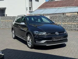 Schwarz Gebraucht 2017 VW Golf VII Limousine | 10.790 € (Guter Preis)