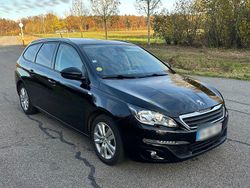 Schwarz Gebraucht 2016 Peugeot 308 SW Kombi | 5.900 €