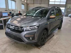 Dolomit grau Gebraucht 2024 Dacia Jogger Extreme Kombi | 22.950 € (Teuer)