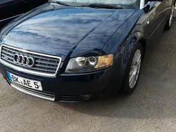 Blau Gebraucht 2005 Audi Cabriolet Sport Cabrio | 1.800 €