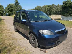 Blau Gebraucht 2004 Mazda 2 Kombi | 650 € (Superpreis)