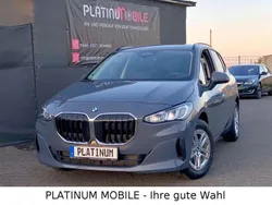 Grau Gebraucht 2024 BMW 218 Active Tourer Van / Kleinbus | 29.500 € (Superpreis)