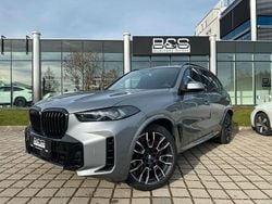Grau Gebraucht 2025 BMW X5 M Sport SUV | 89.990 € (Superpreis)