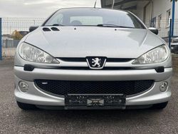 Grau Gebraucht 2003 Peugeot 206 CC Cabrio | 1.999 € (Fairer Preis)
