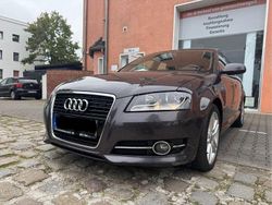 Grau Gebraucht 2011 Audi A3 S-Line Limousine | 7.700 € (Fairer Preis)