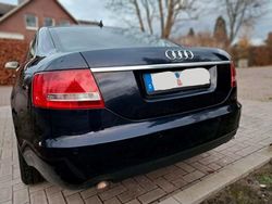 Blau Gebraucht 2004 Audi A6 Ambiente Limousine | 10.900 €