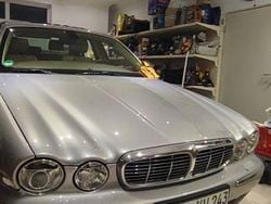 Grau Gebraucht 2006 Jaguar XJL Limousine | 17.300 €