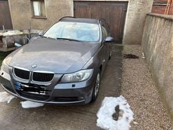 Grau Gebraucht 2006 BMW 320 Kombi | 2.500 € (Superpreis)
